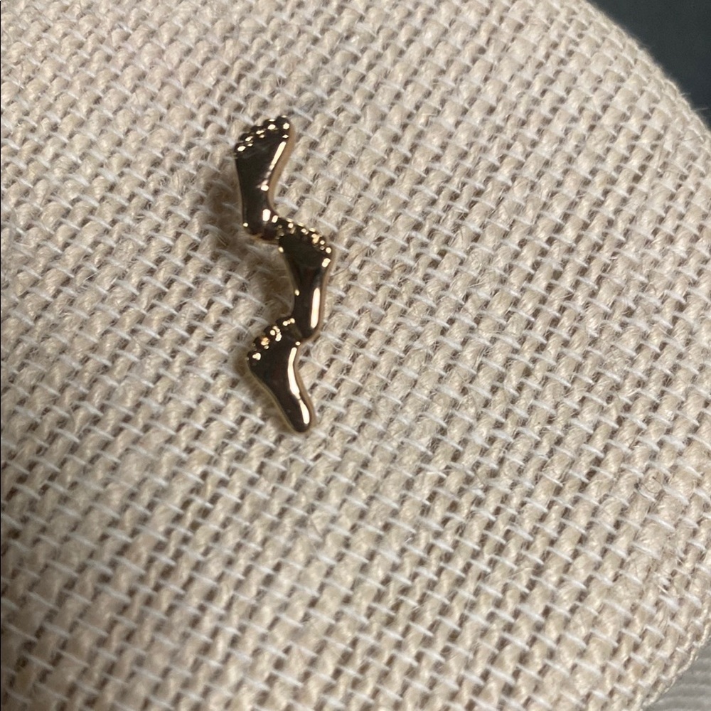 Gold Foot print walking Pin Brooch